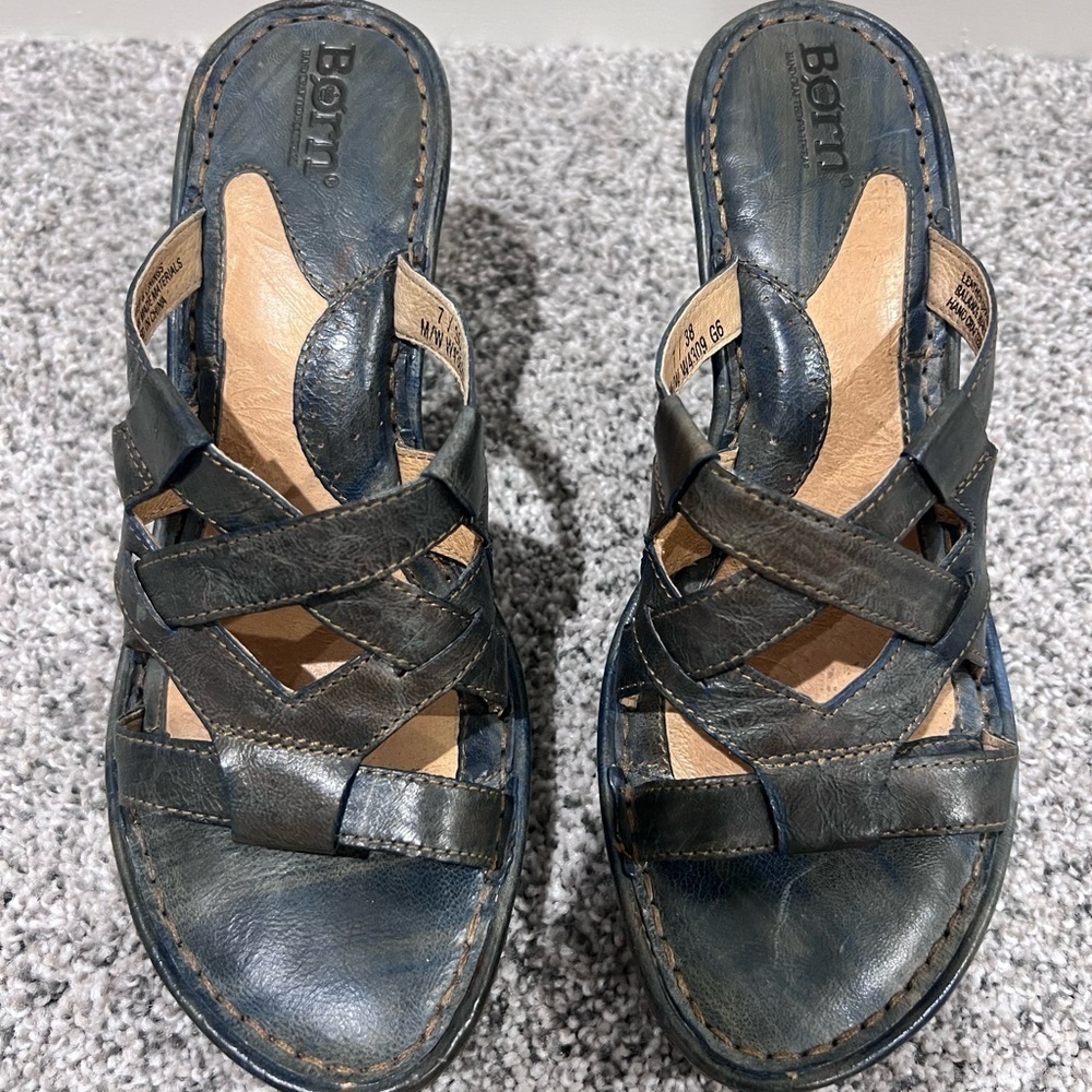 Born Blue Grey Genuine Leather Crisscross Strap Wedge Heel Sandals Women’s US 7